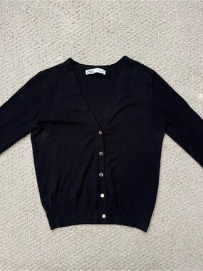 Zara Black V-Neck Button-Up Cardigan